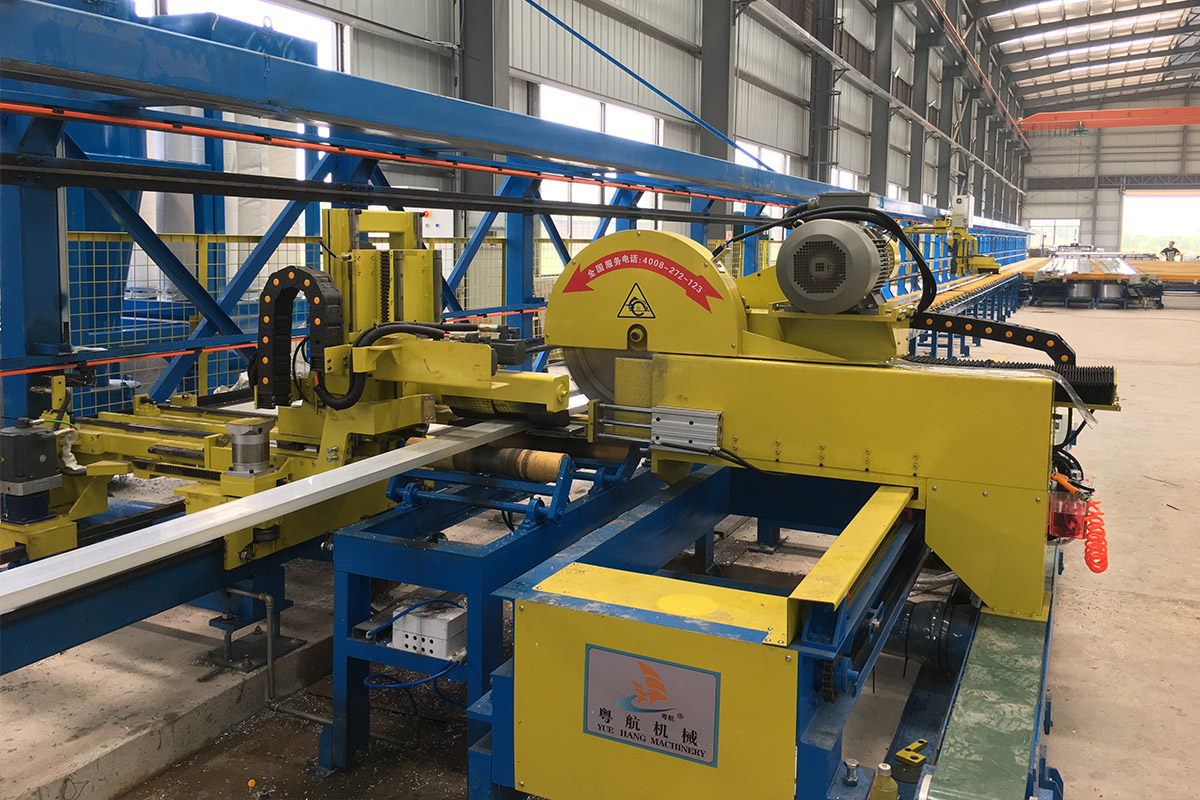 Servo electric motor drive type 3 heads puller machine